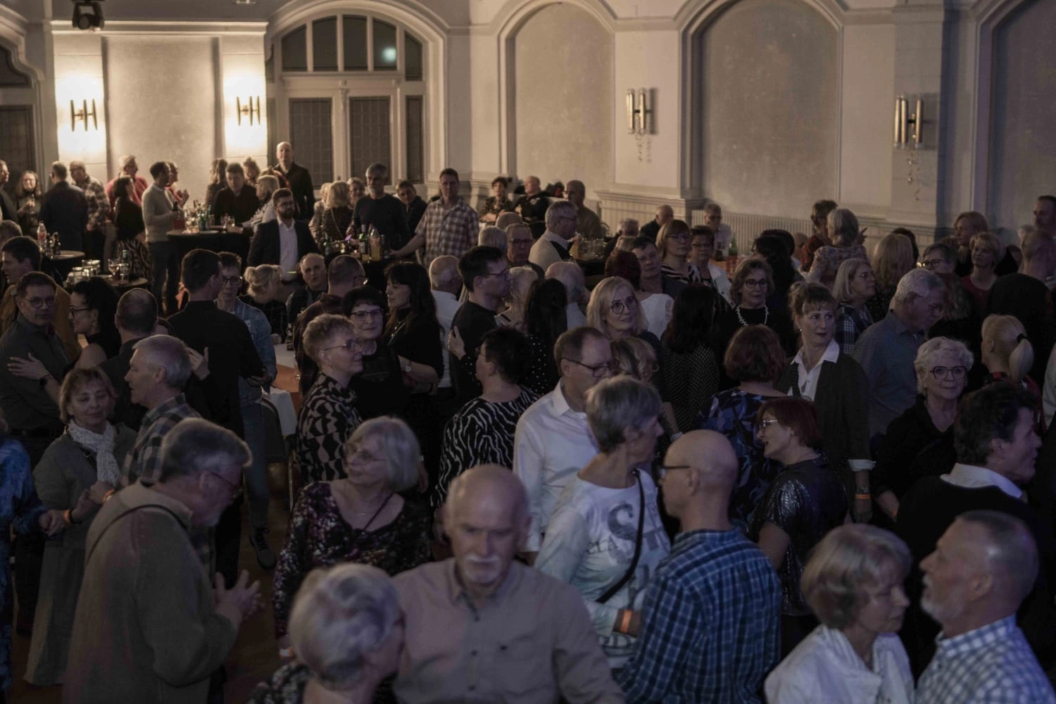 Gabert Gerald - Musik -Sport und GesundheitszentrumGabert Gerald - Musik -